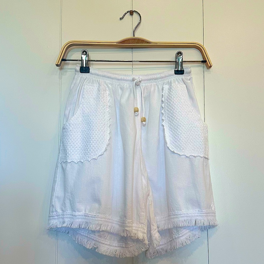 Boutique Bohemian Crochet Shorts white
